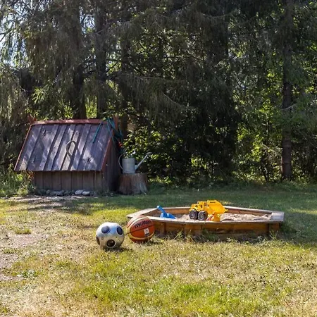Private Cabin And Sauna In The Woods Near The Lake Malivere