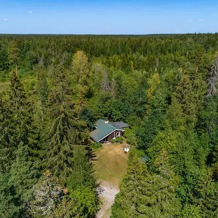 Private Cabin And Sauna In The Woods Near The Lake