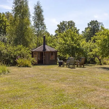 Private Cabin And Sauna In The Woods Near The Lake Malivere